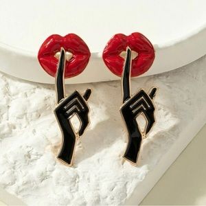 Lips Earrings